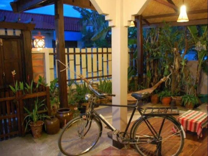 The Outside Inn Ubon Ratchathani Eksteriør bilde